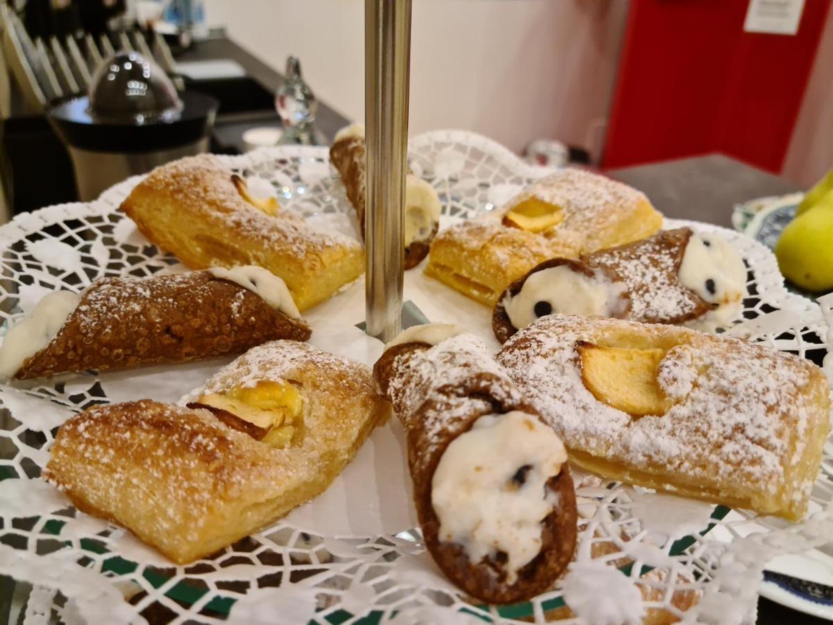 Mama Tita Rooms And Breakfast Παλέρμο Εξωτερικό φωτογραφία